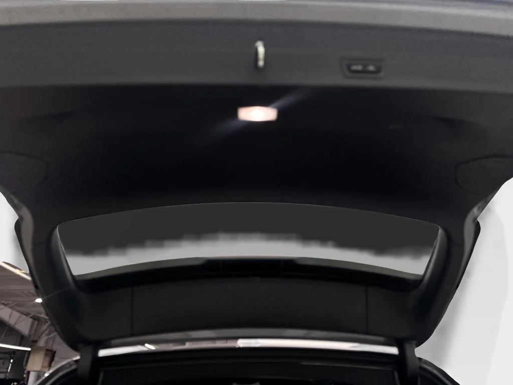 Used 2024 Gray BMW sDrive30i image 84