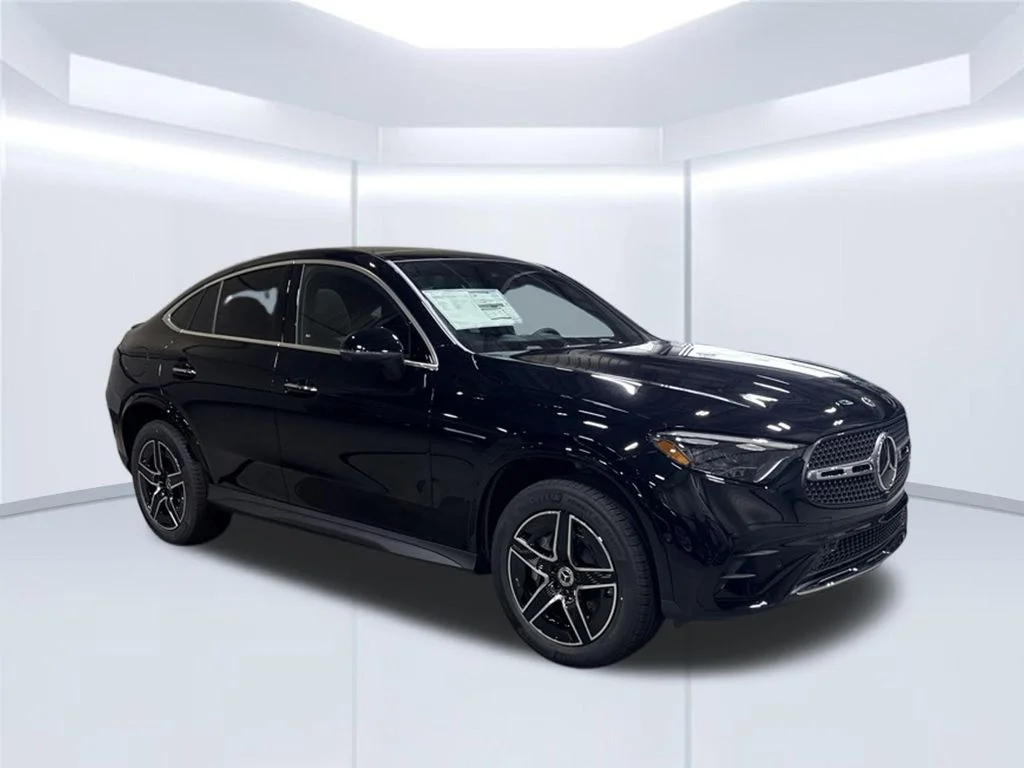 New 2027 Black Mercedes-Benz GLC 300 image 44
