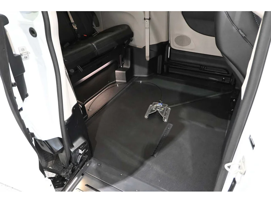 Used 2024 WHITE Chrysler Touring L Mobility Handicap Van image 18