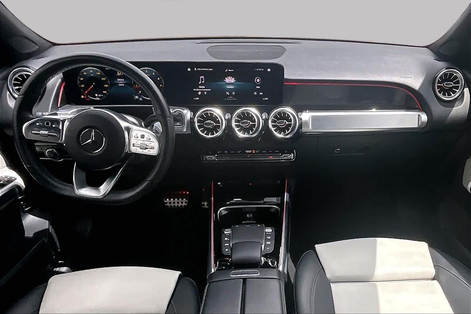 New 2023 Mountain Grey Metallic Mercedes-Benz GLB 250 image 16