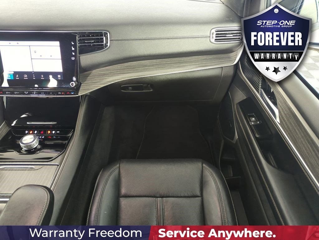 Used 2024 White Jeep Series II image 16