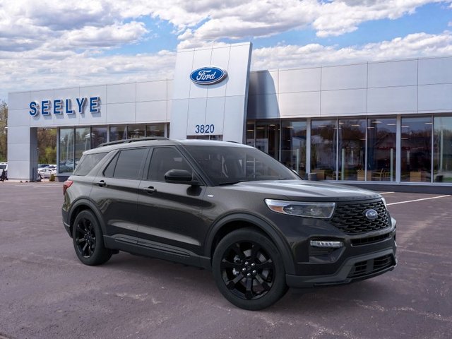 2022 Ford Explorer ST-Line