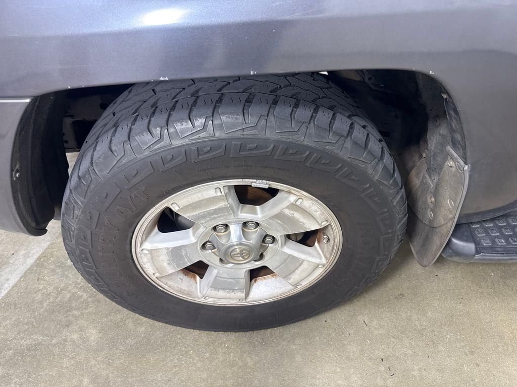 Used 2004 Gray Toyota Limited image 16