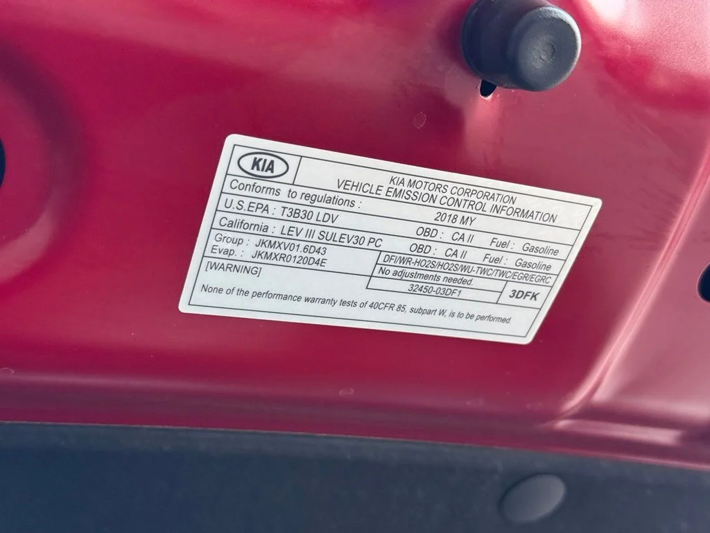 Used 2018 Red Kia Touring image 26