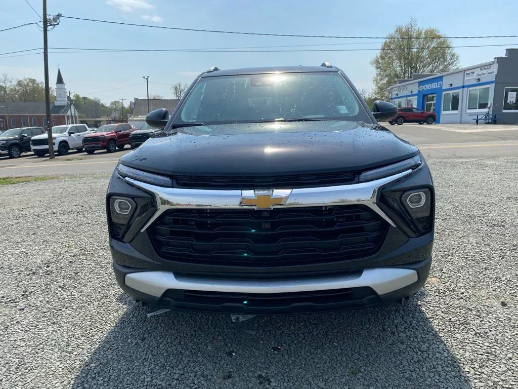 New 2026 Mosaic Black Metallic Chevrolet LT image 8