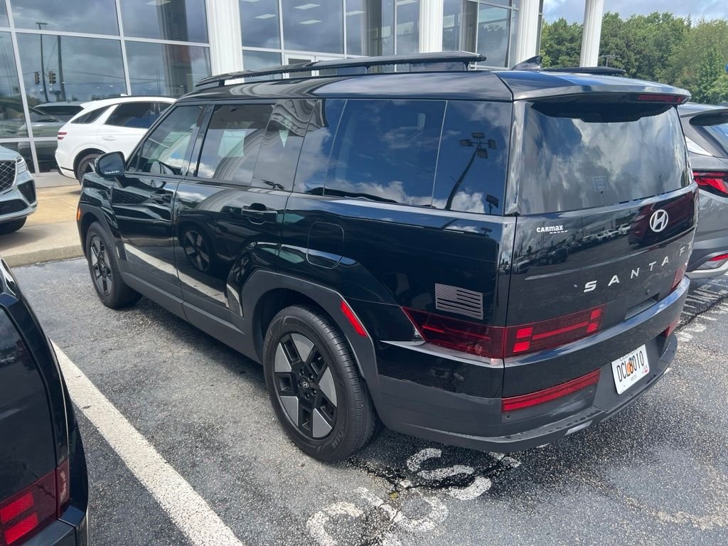 Used 2025 Black Hyundai SEL image 3