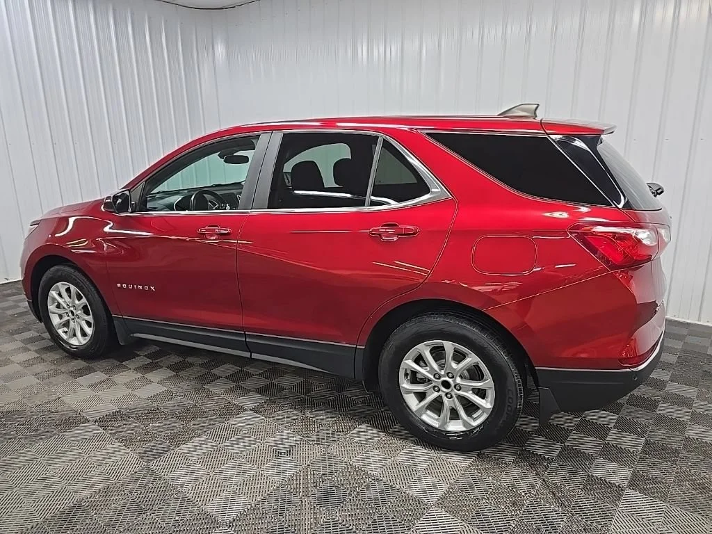 Used 2021 CAJUN RED TINTCOAT Chevrolet LT image 4