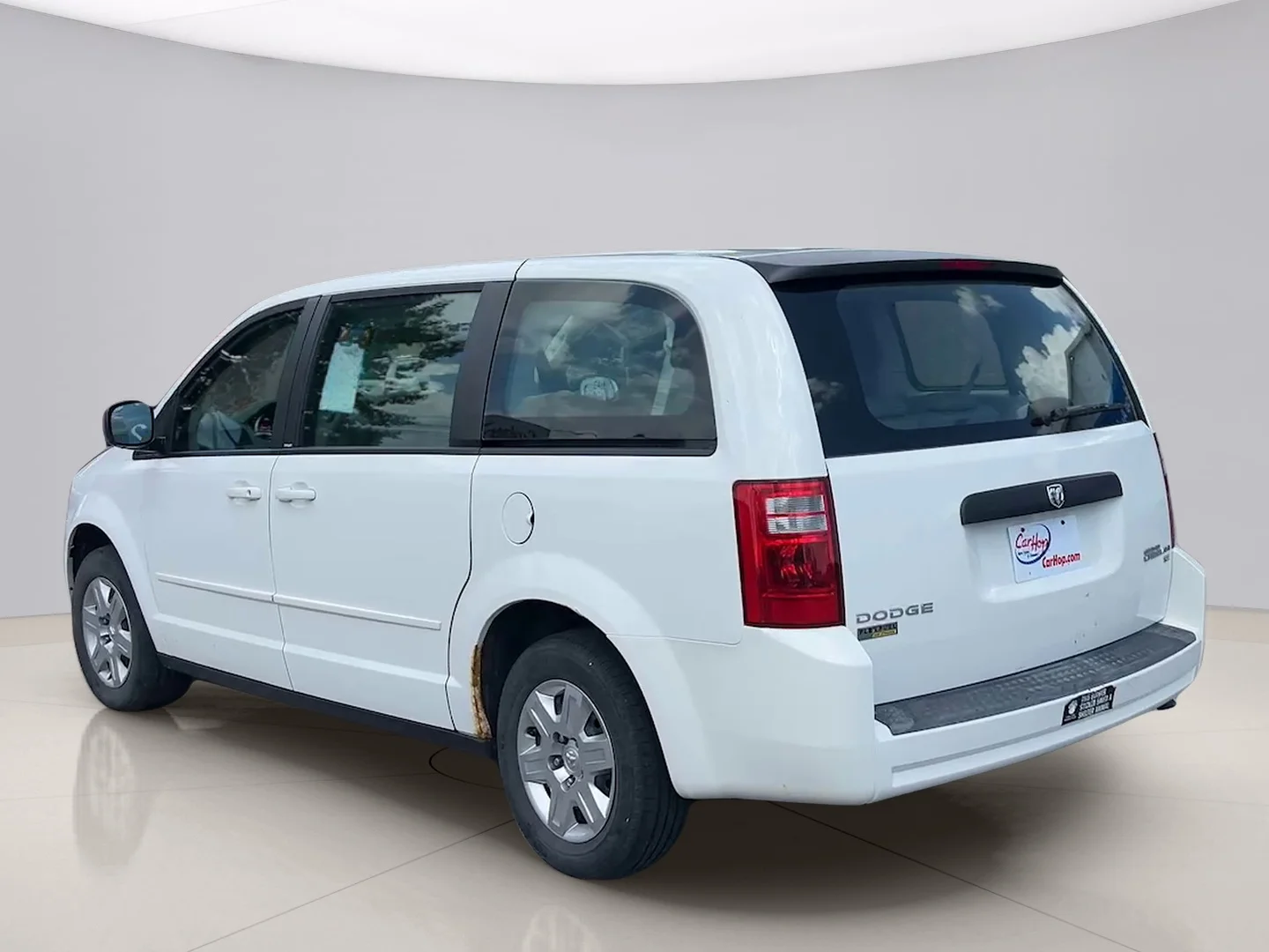 Used 2009 White Dodge SE image 4