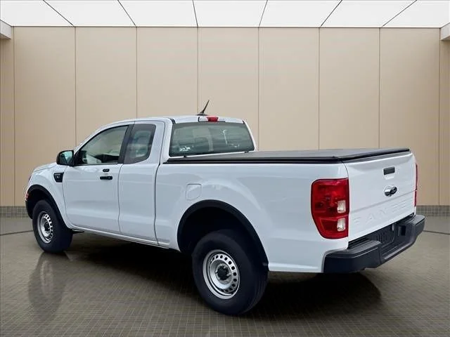 Used 2020 White Ford XL image 4