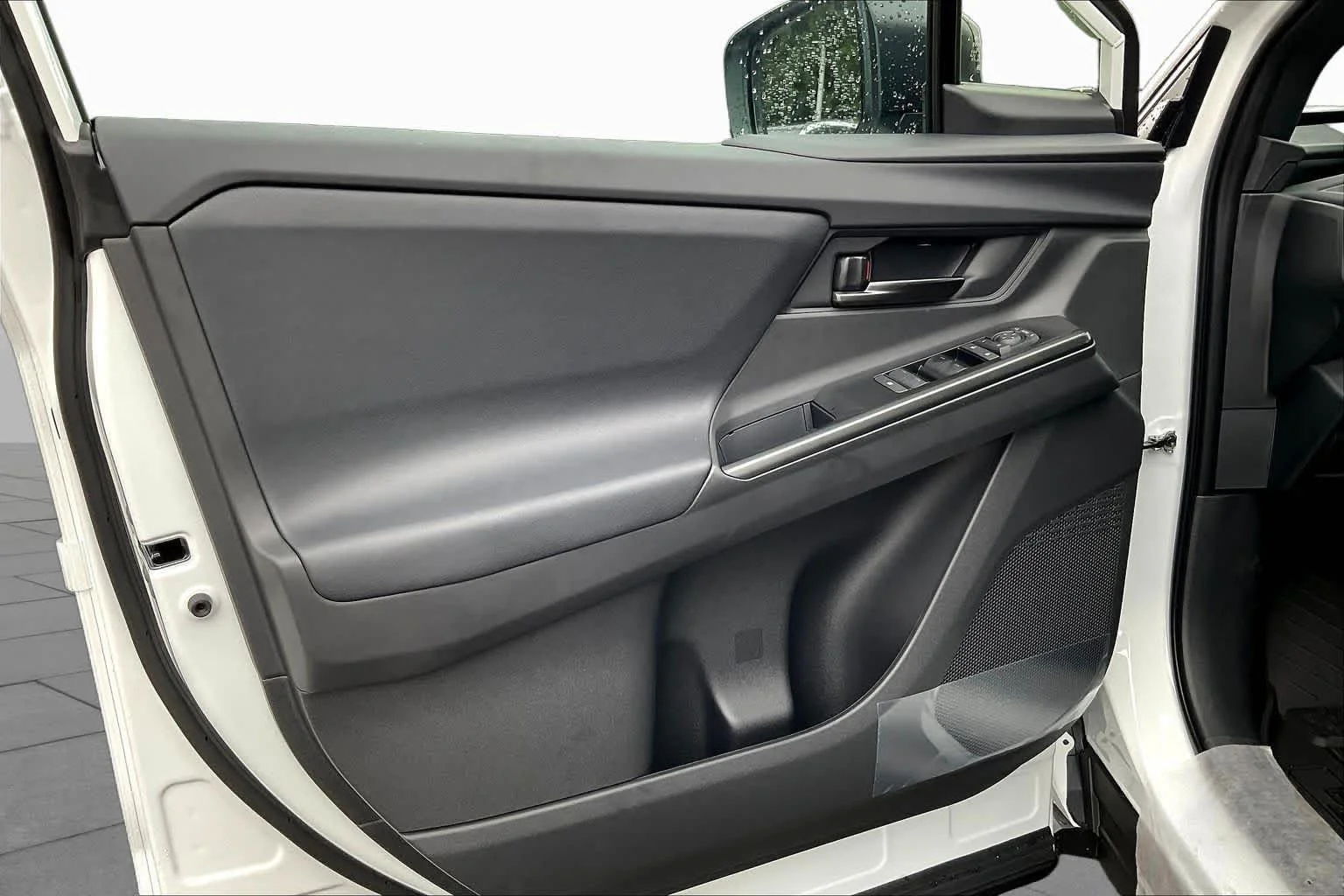 New 2026 Wind Chill Pearl Toyota XLE image 10