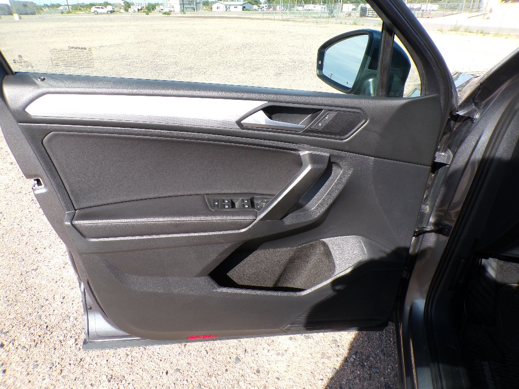 Used 2024 Platinum Gray Metallic Volkswagen S image 20