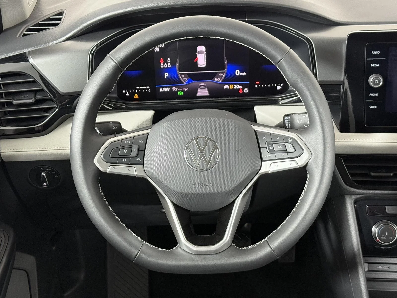 New 2027 Deep Black Pearl Volkswagen S image 25