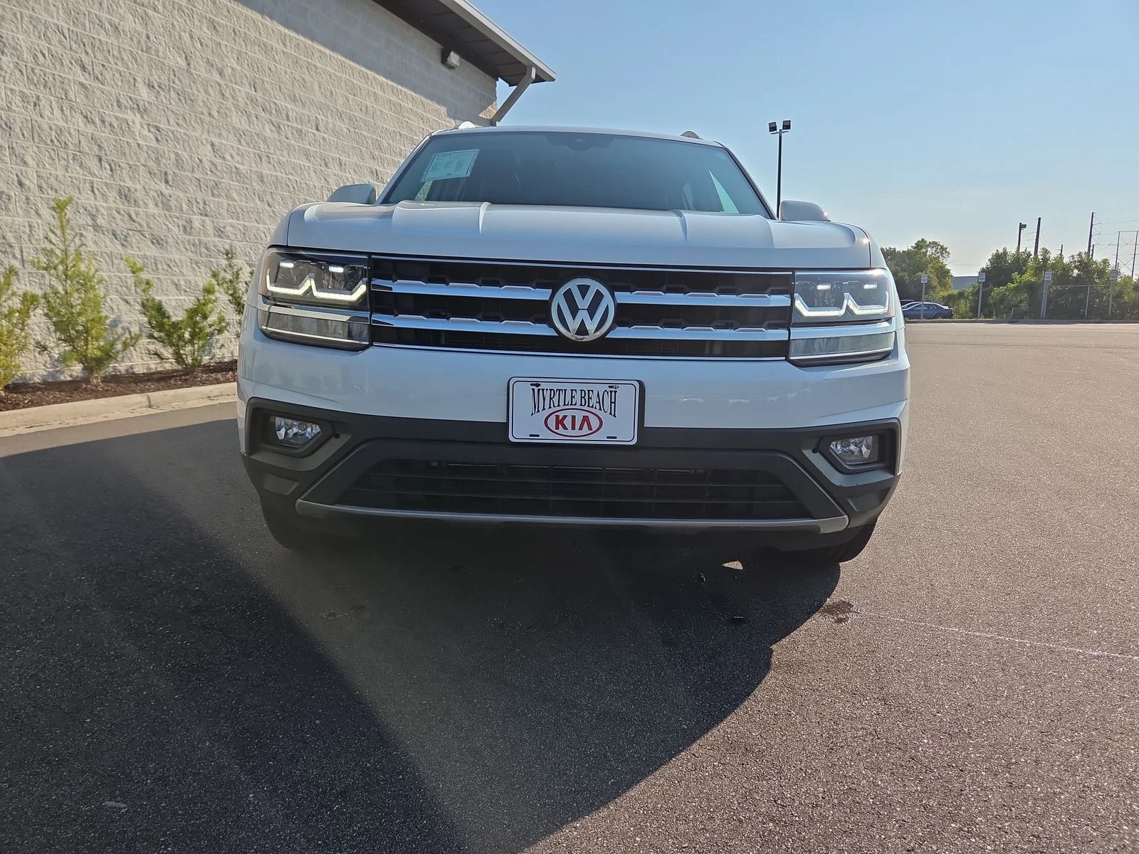 Used 2019 Pure White Volkswagen 2.0T SE w/Technology image 7