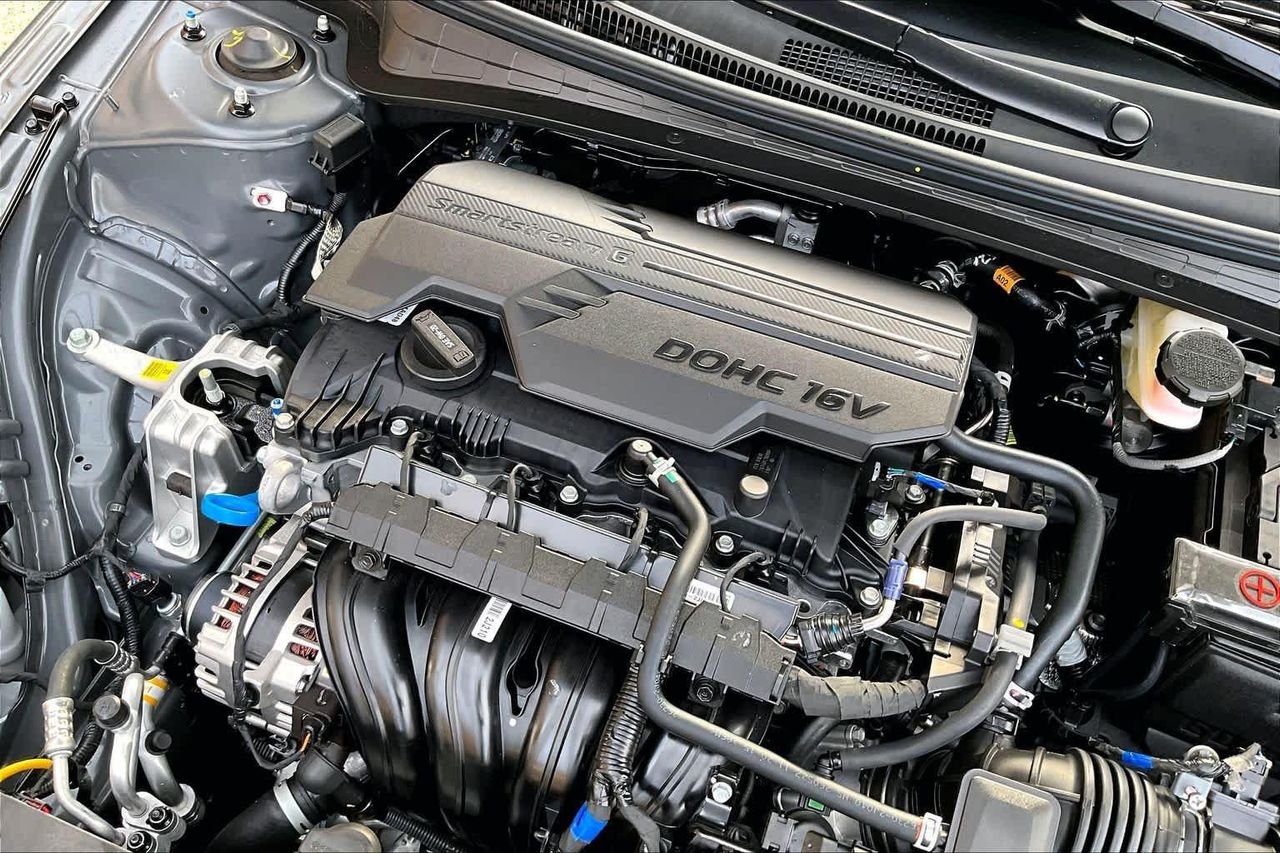 New 2026 Ecotronic Gray Hyundai Limited image 17
