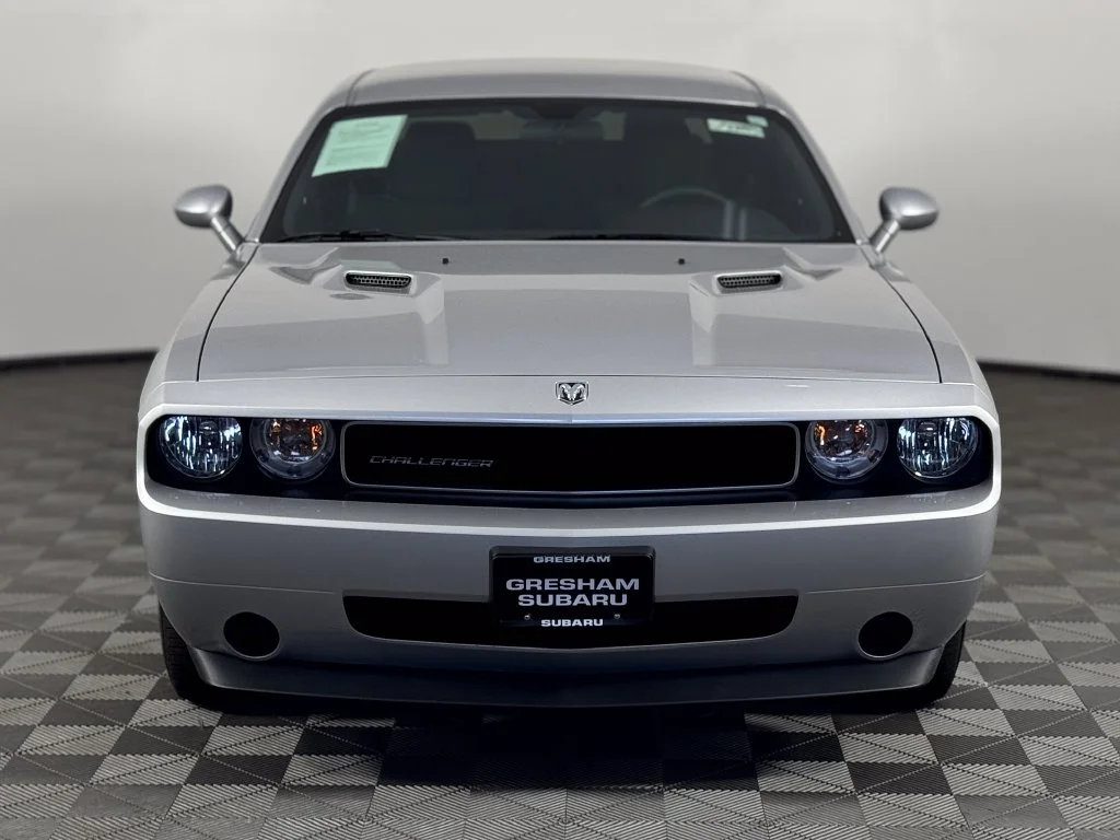 Used 2010 Bright Silver Metallic CC/Mineral Gray Met CC Dodge SE image 2