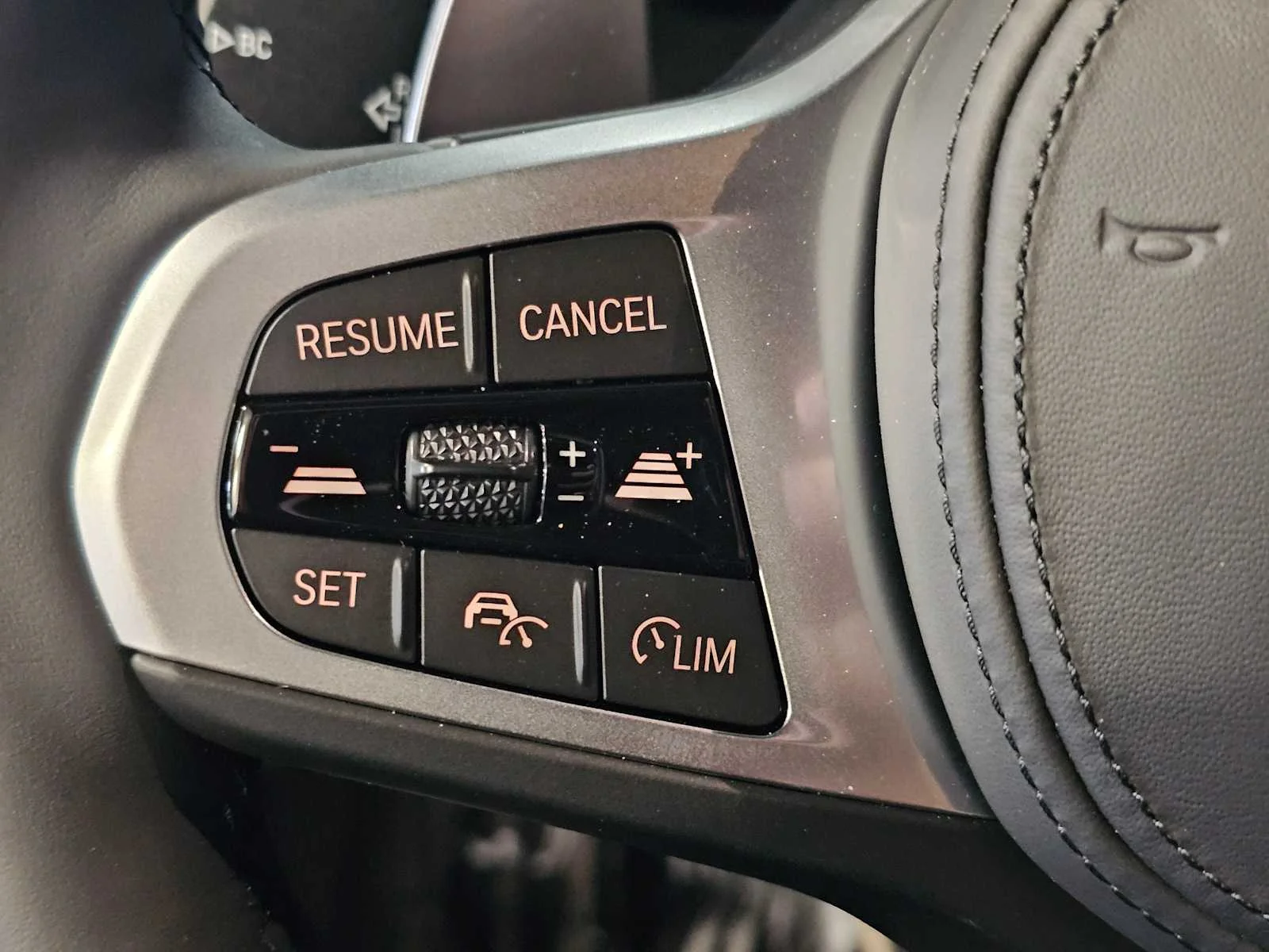 New 2026 Black Sapphire Metallic BMW sDrive30i image 18