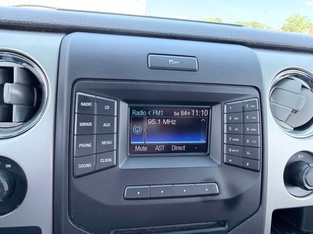 Used 2013 Blue Ford XLT image 19