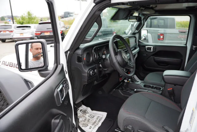 Certified Used 2025 White Jeep Rubicon image 15