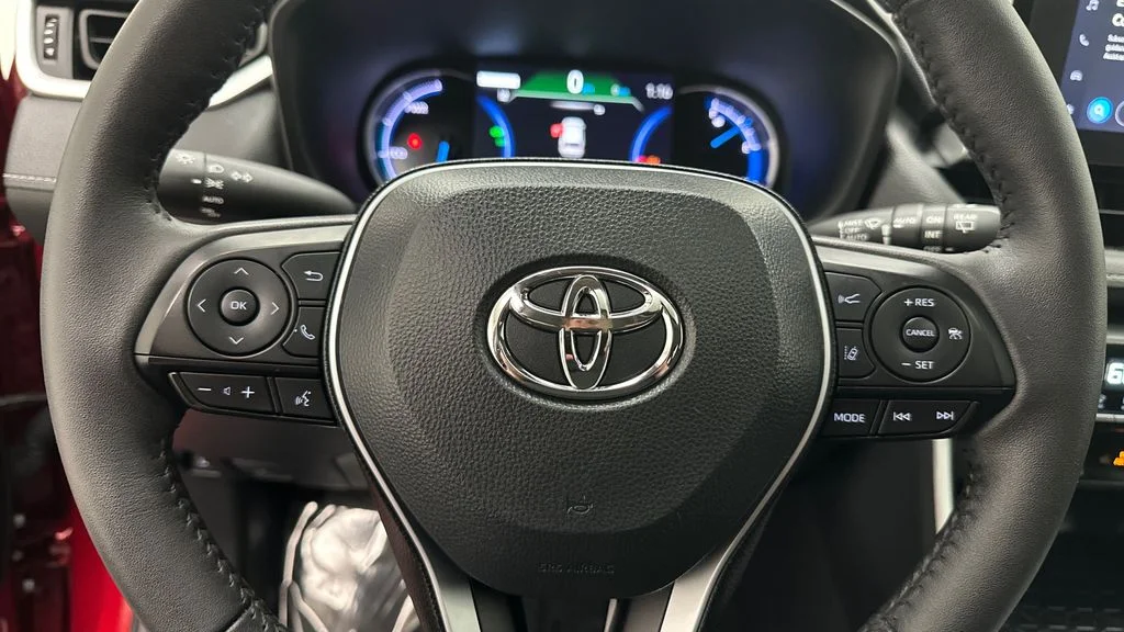Used 2024 Red Toyota XLE image 15