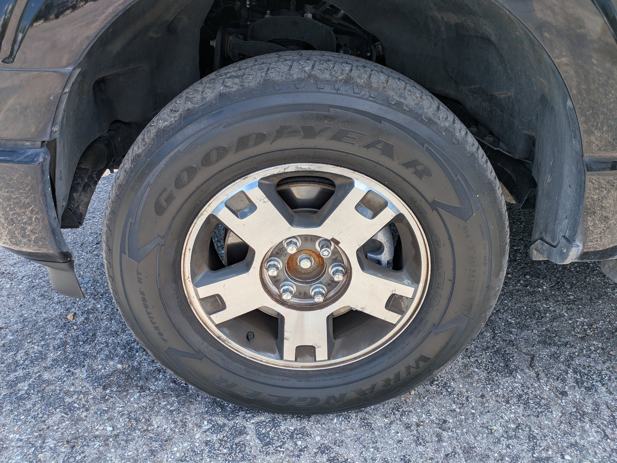 Used 2022  Ford  image 12