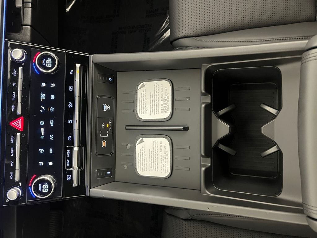 2026 Hyundai Santa Fe Calligraphy - Photo 18