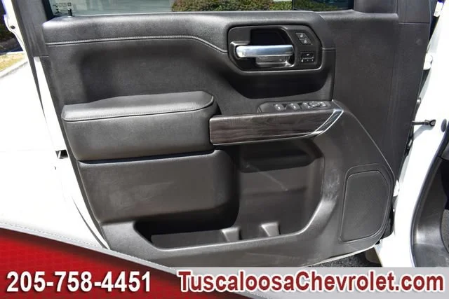 Used 2021 SUMMIT WHITE Chevrolet LTZ image 18