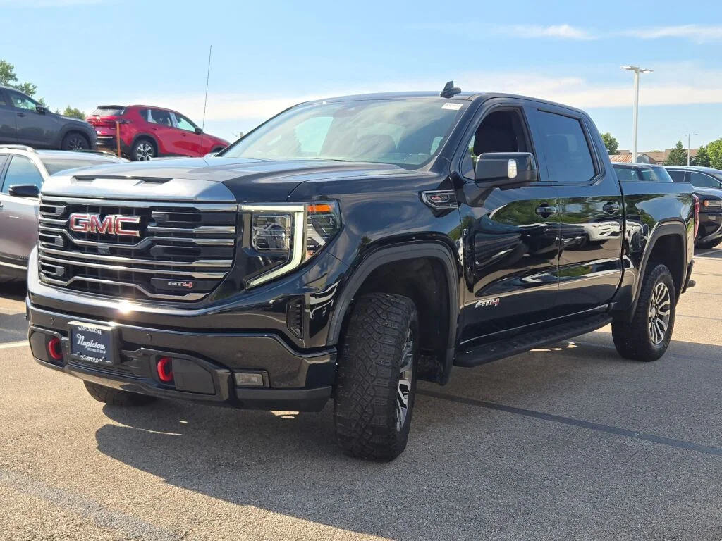 Used 2023 Black GMC AT4 image 7