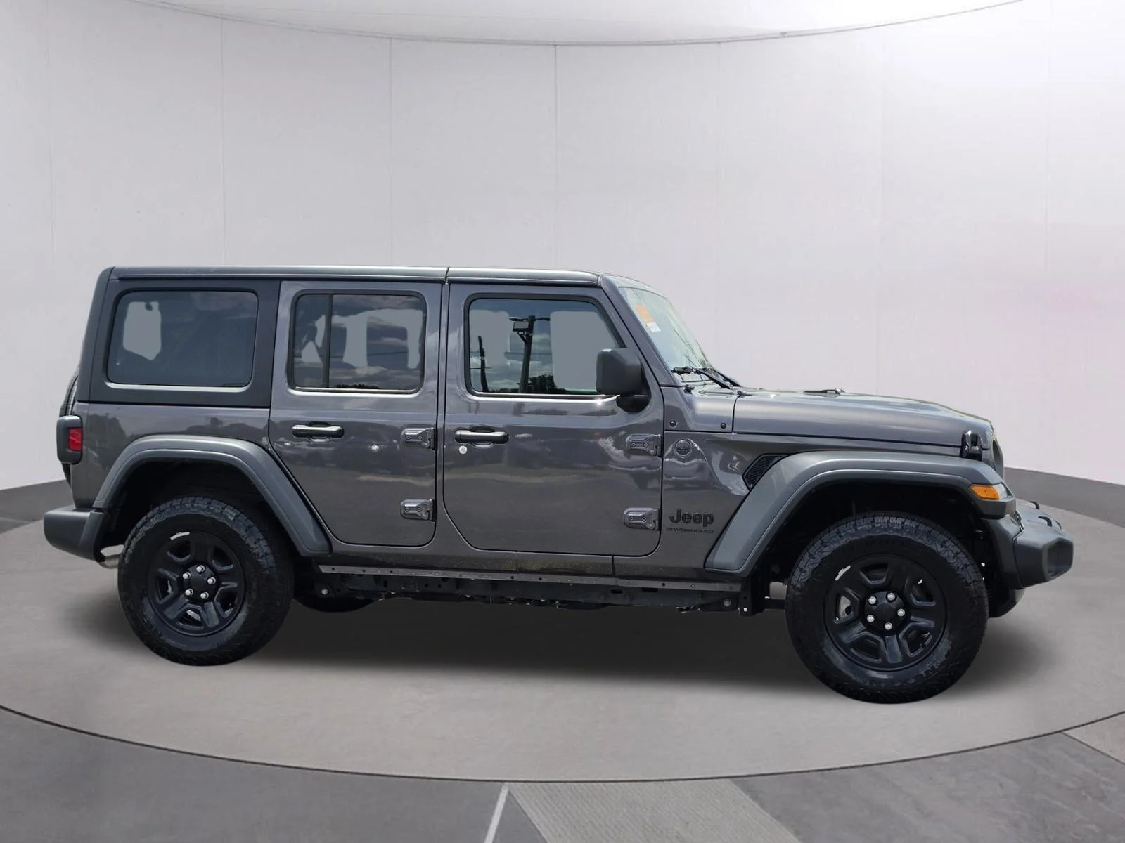 Used 2026 Granite Crystal Metallic Clearcoat Jeep Sport image 5