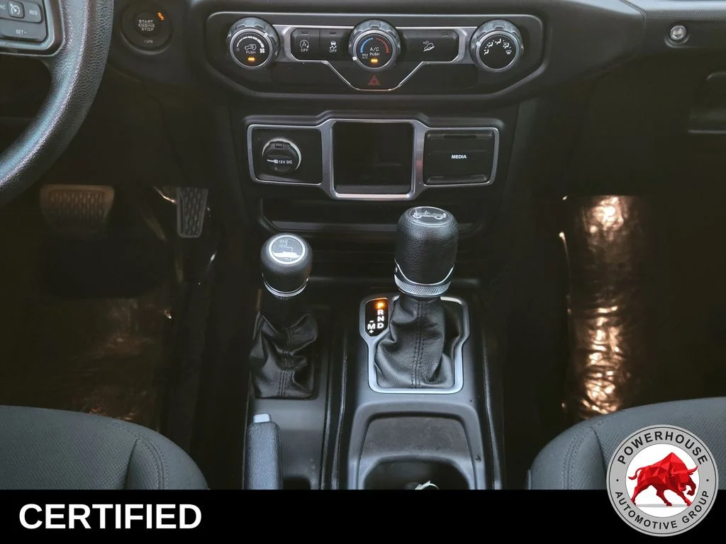 Used 2018 White Jeep Unlimited Sport image 23