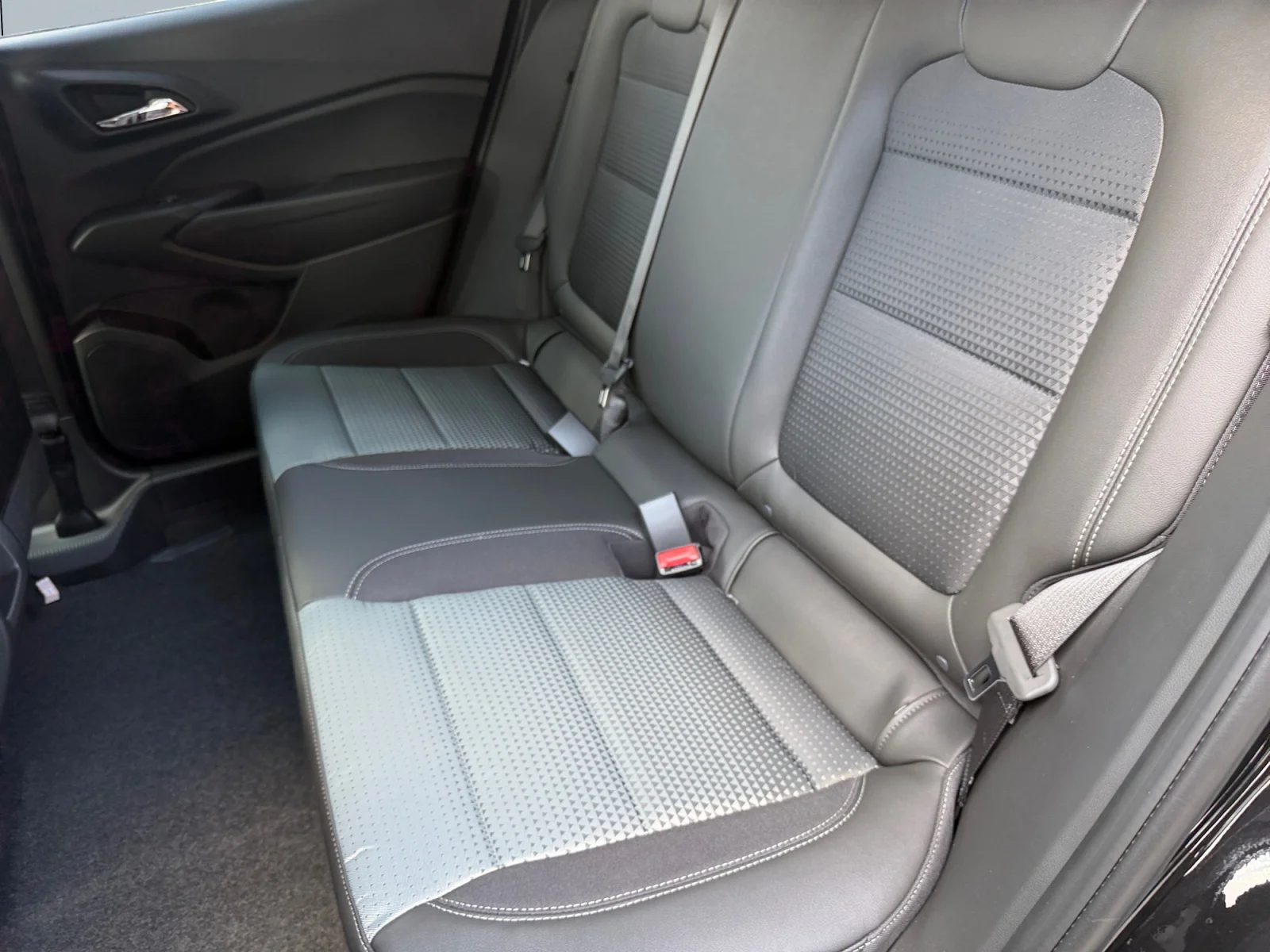 New 2026 Mosaic Black Metallic Chevrolet LT image 16