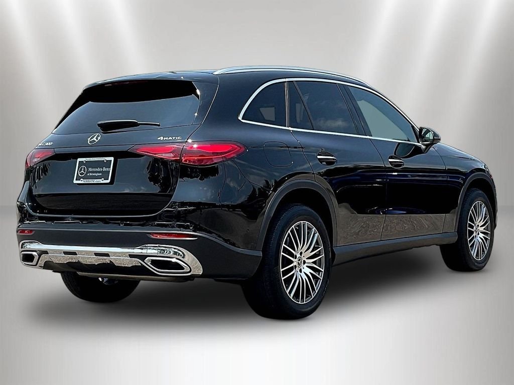 Certified Used 2024 Black Mercedes-Benz GLC 300 image 7