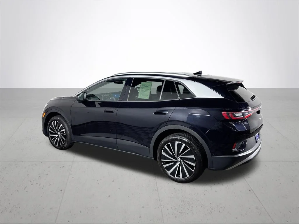 Certified Used 2023 Black Volkswagen Pro S Plus image 9