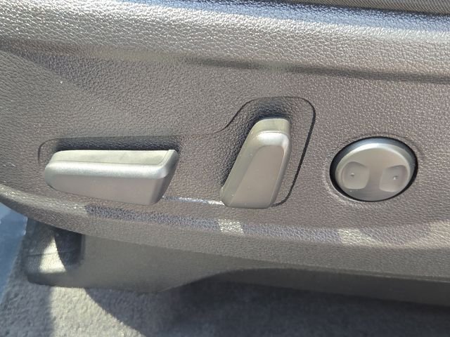 Certified Used 2023 White Kia S image 16