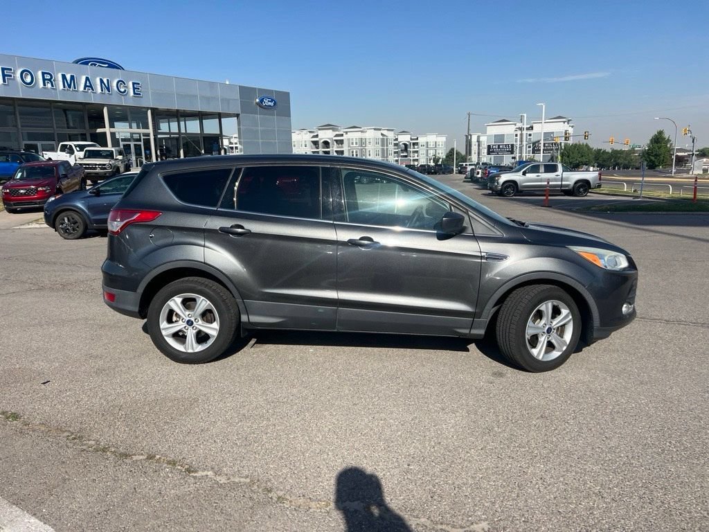 Used 2015 Magnetic Ford SE image 4