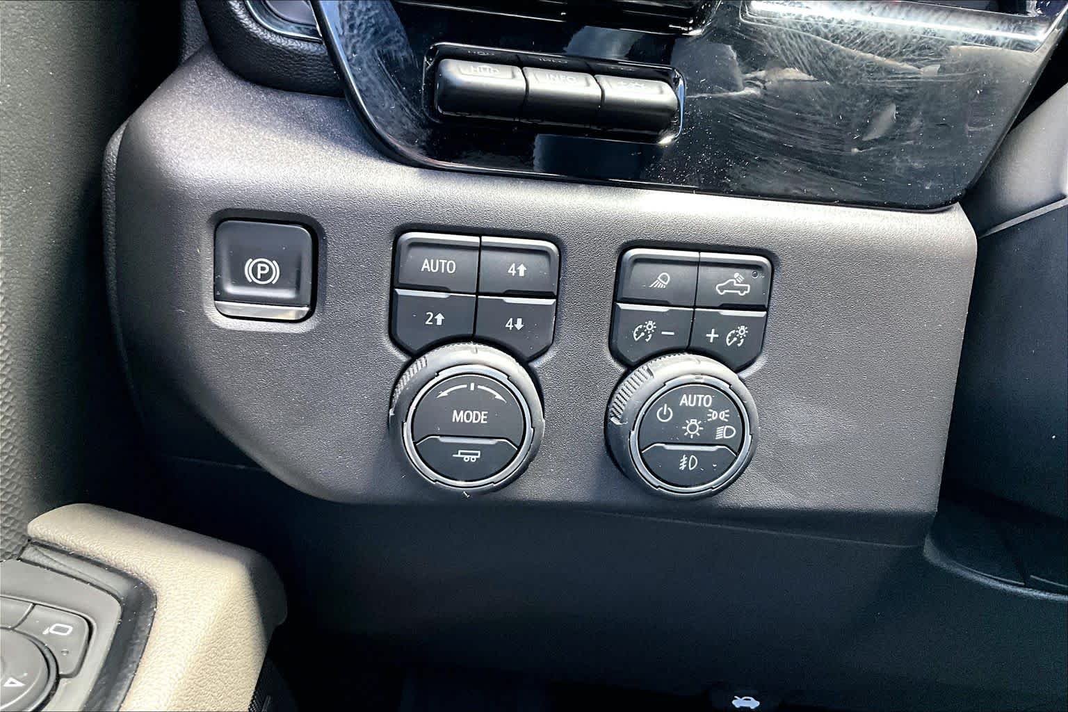 Used 2026 Summit White Chevrolet ZR2 image 34
