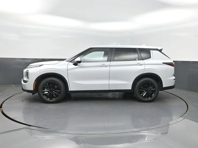 New 2026 White Mitsubishi ES 1.5T 2WD image 3