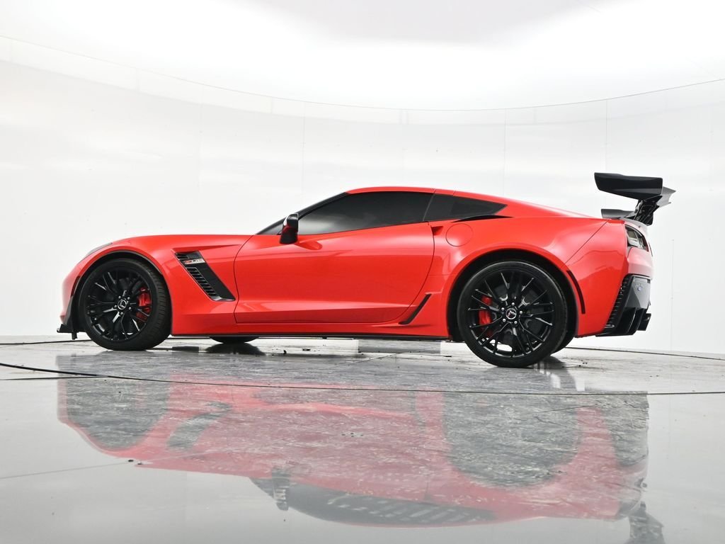 Used 2015 Torch Red Chevrolet Z06 image 46