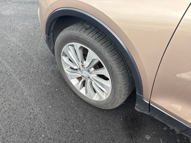 Used 2018 Coppertino Metallic Buick Preferred image 4