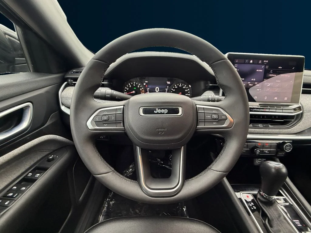 Used 2024 Black Jeep Latitude image 13