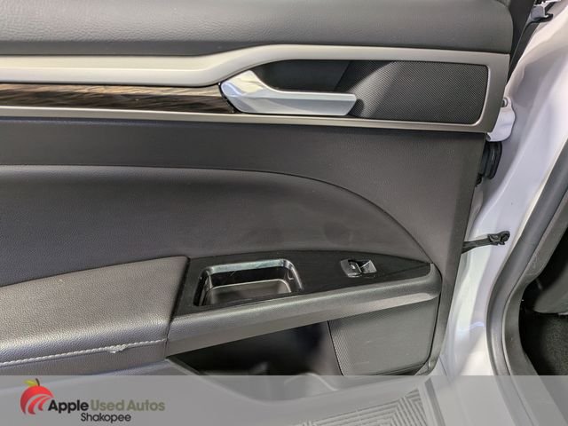 Used 2016 White Ford SE image 30