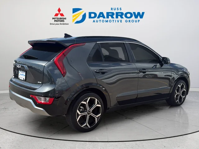 Used 2023 Gray Kia EX Touring image 5