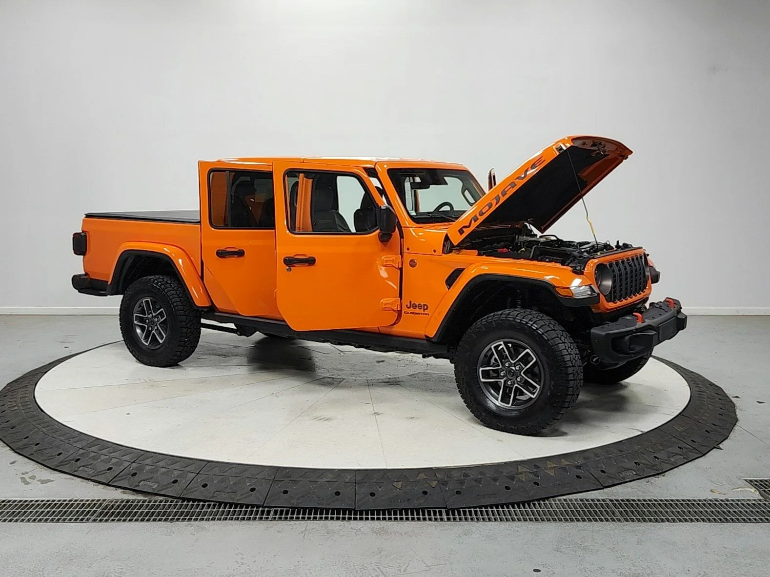 Used 2025 JOOSE Jeep Mojave image 10