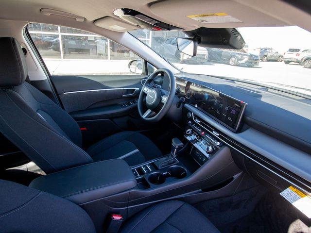 New 2026 Gray Hyundai SE image 19