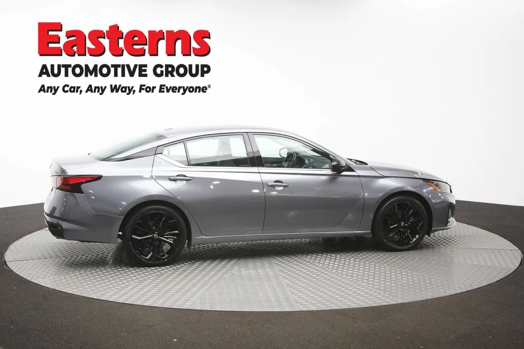 Used 2023 Gray Nissan 2.5 SR image 43