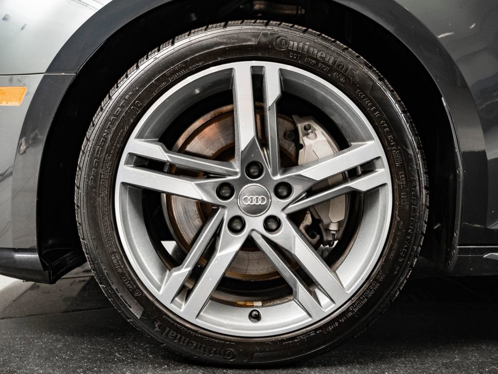 Used 2018 Manhattan Gray Metallic Audi 2.0T Premium Plus image 13