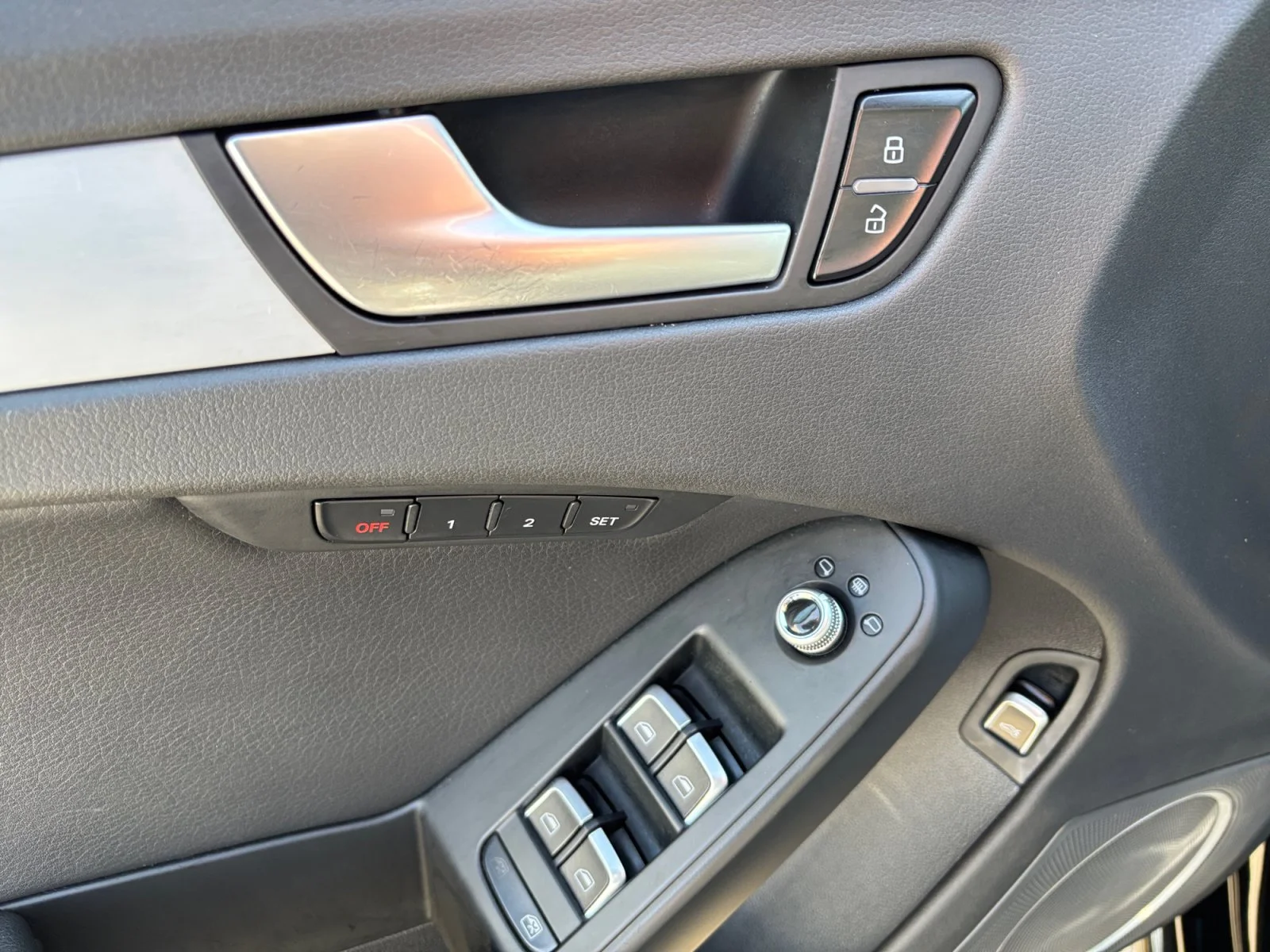 Used 2014 Black Audi Technik image 11