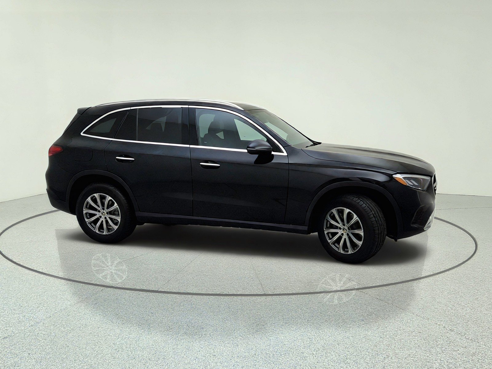Certified Used 2026 Black Mercedes-Benz GLC 300 image 6