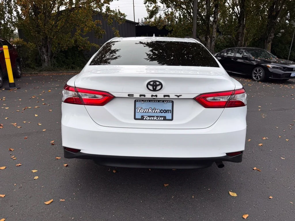 Used 2019 Super White Toyota LE image 9