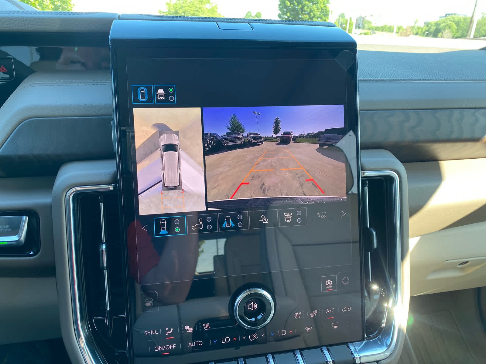 2026 GMC Yukon XL Denali - Photo 15