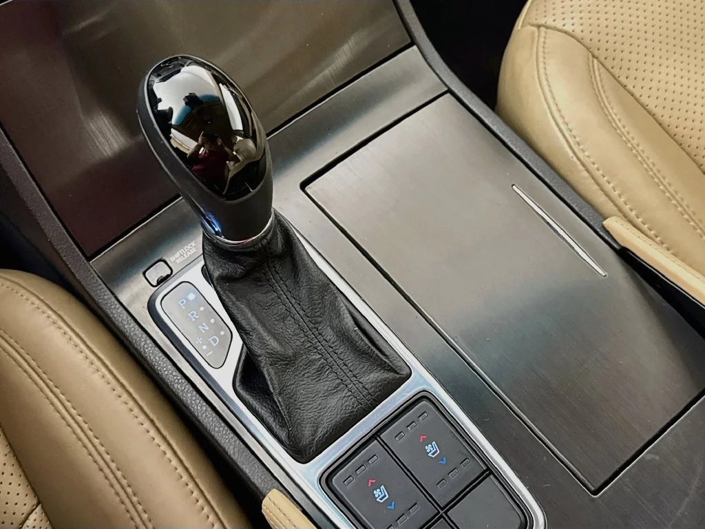 Used 2016 Black Hyundai Base image 20